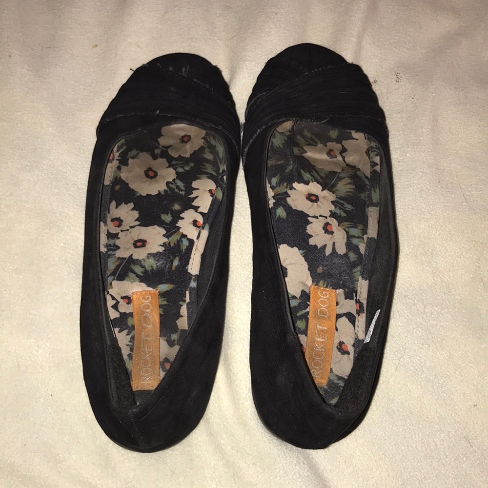 Black flats